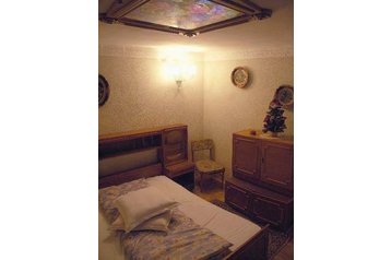 România Privát Ohaba, Exteriorul